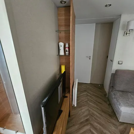 Marie & Cyrille Camping *