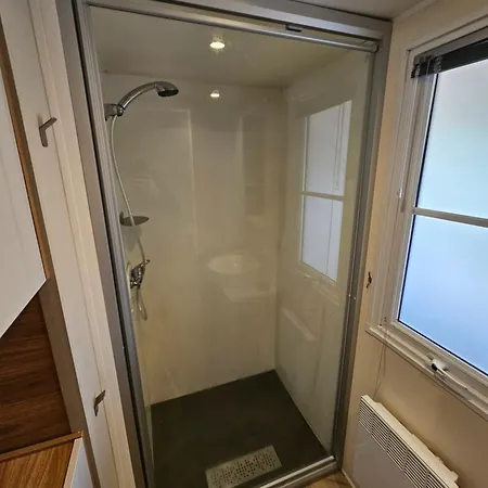 Marie & Cyrille Camping *